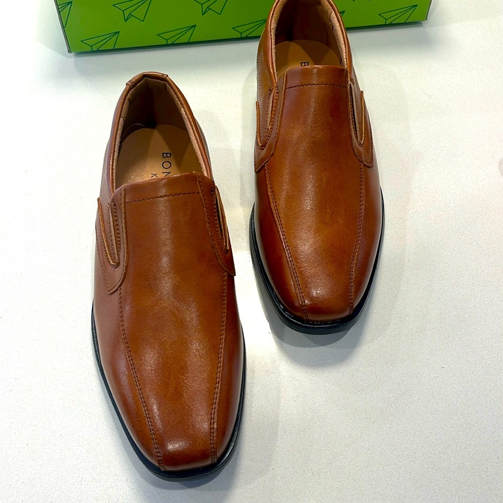 Bonafini kids brown ( cognac) shoes size 13 little kid